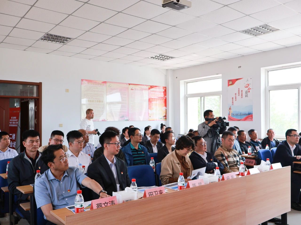 微信图片_20240529094940.jpg 微信图片_20240529094940.jpg